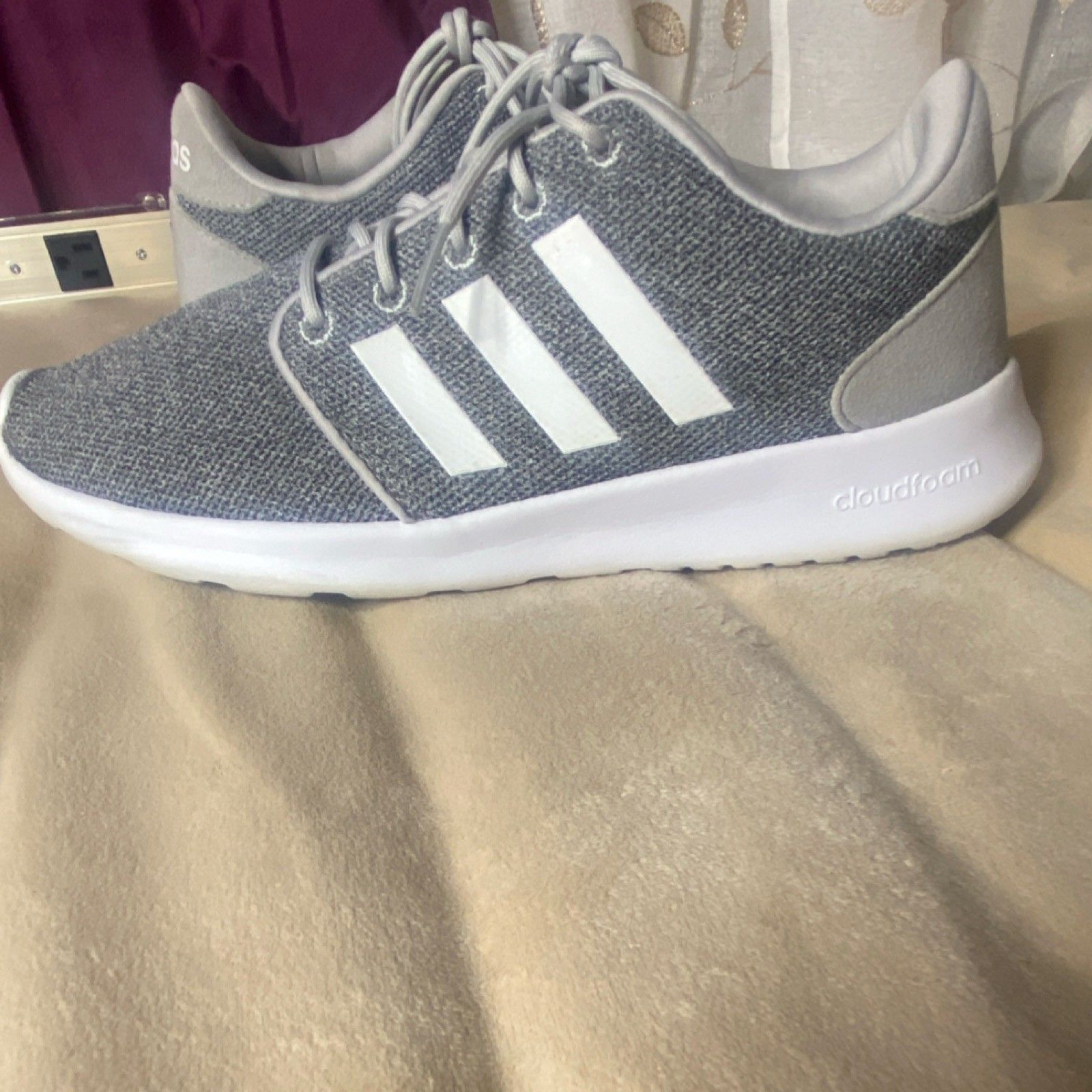 Adidas Cloudfoam Gray White Hwa Low Top Men's Athletic Sneakers Breathable